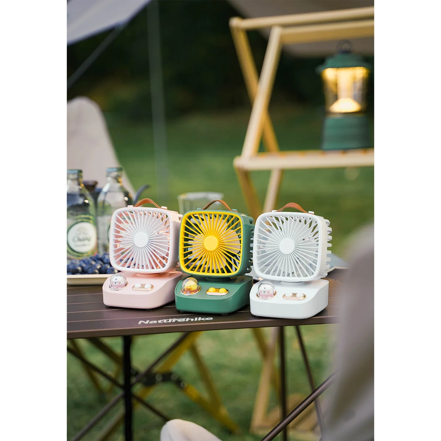 iCarer Family® Modern & Cute Desktop Moving Head Fan Portable USB Mini