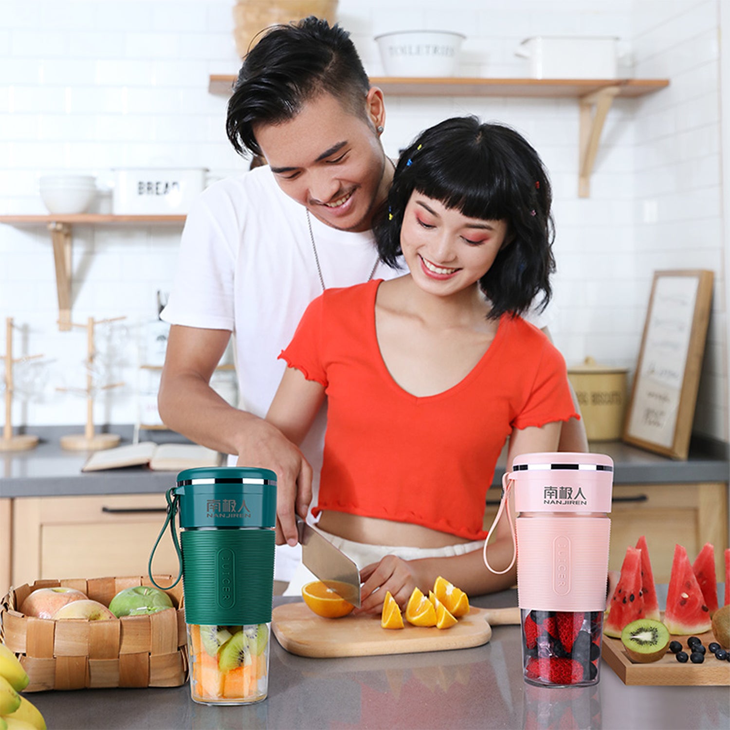 Portable USB Rechargeable Juicer Blender With Six Blades And Double Cups