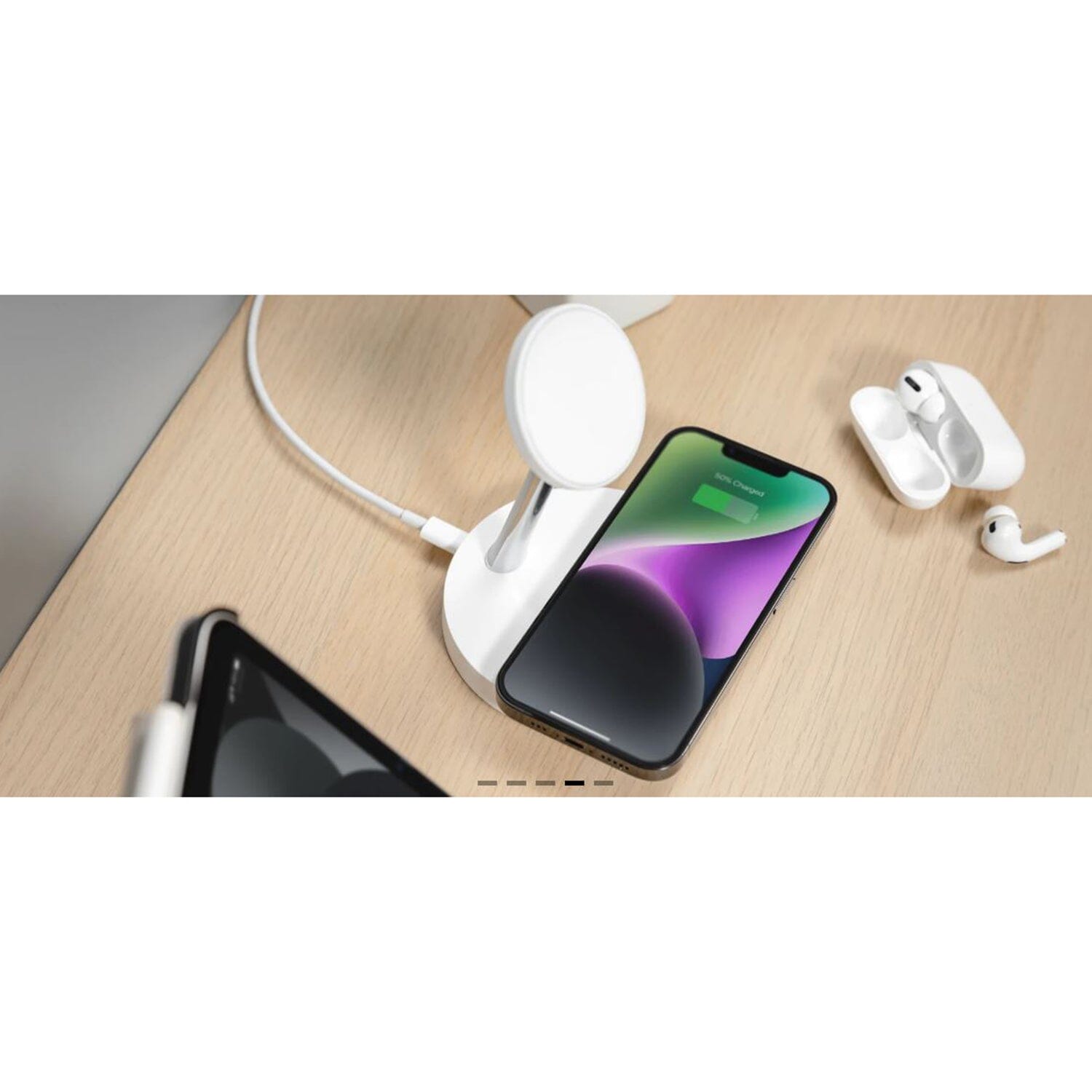 SwitchEasy MagPower 2-in-1 Magnetic Wireless Charging Stand, White ONE2WORLD 